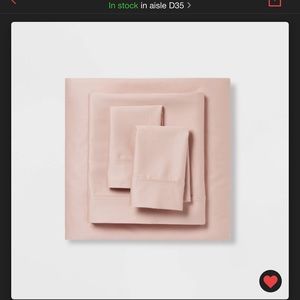 Threshold Kind Size Sheets with pillow cases